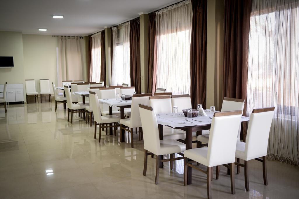 Crown Hotel Nea Skioni Exteriér fotografie